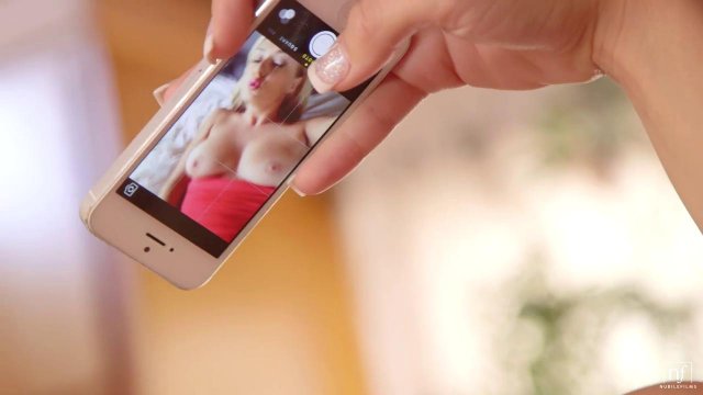 Превью Соблазнила парня киской и заслуженно получила жаркий трах в пилотку № 13628