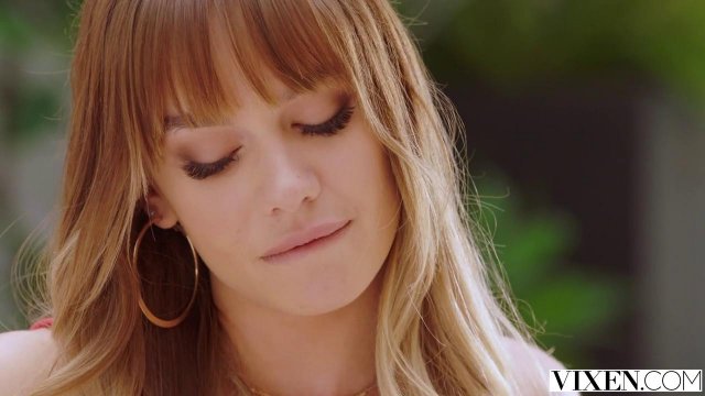 Превью Подруги отметили встречу друг с другом и пригласили на ЖМЖ парня № 36190