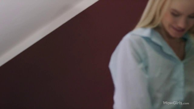 Превью Три студентки учатся лесбийскому сексу и нарабатывают практику в куни № 36277