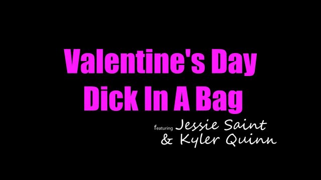 Превью Парень развел сразу двух шлюшек на тройничок ЖМЖ № 37742