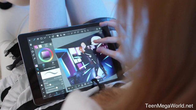 Превью Рыжая горничная трахается с боссом во время перерыва № 37767